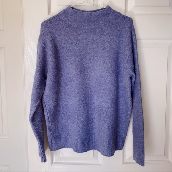 UNIQLO blue sweater size S - Picture 2 of 5